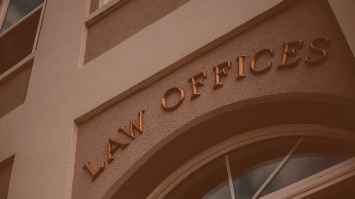 Are Journalists Quoting Only Big Law Firms? 