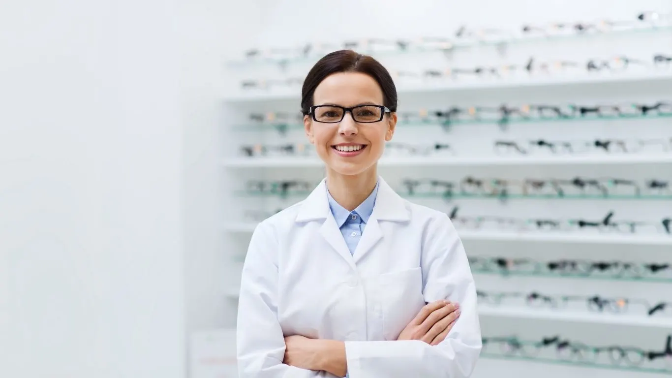 How Getting Quoted in Media Outlets Gives Your Eye Clinic Authority